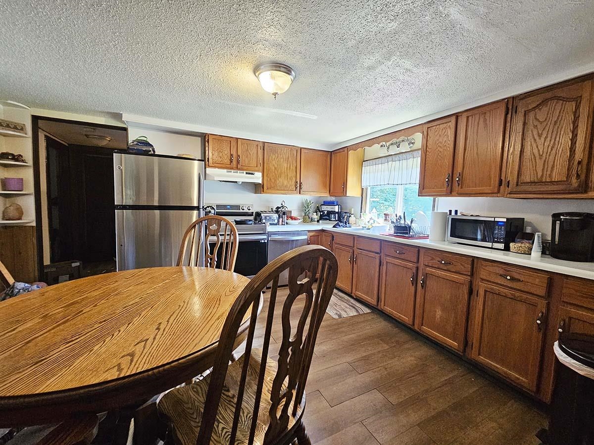 250 Colchester Road Essex Junction, VT 05452 - Photo 10 of 14