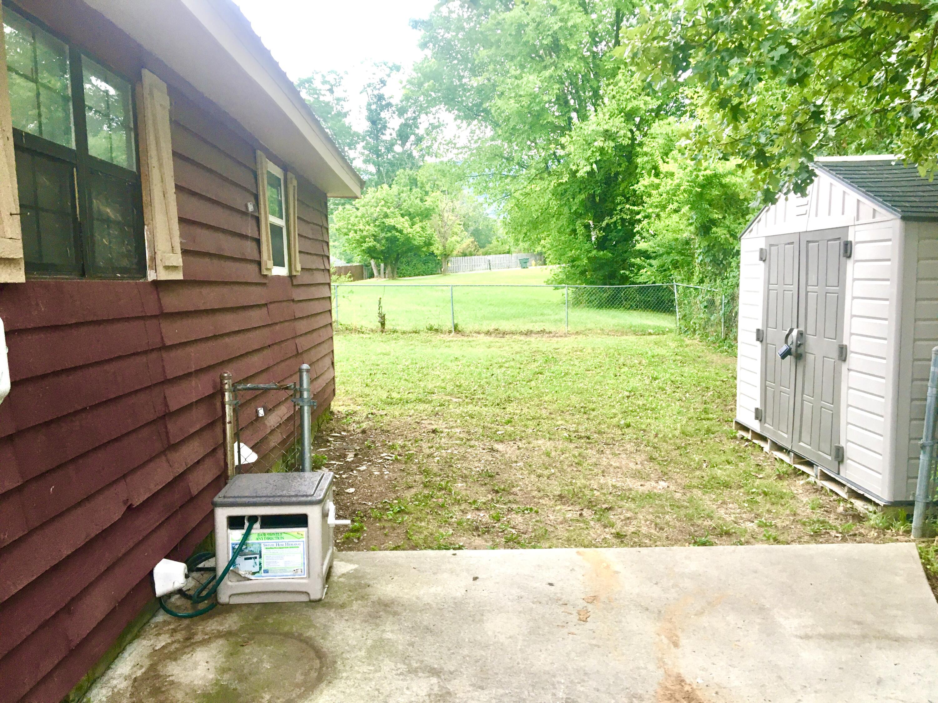 431 Browns Ferry Road Chattanooga, TN 37419 - Photo 11 of 13 15AEDBD1-91EF-4127-9062-90ECEEF8B322