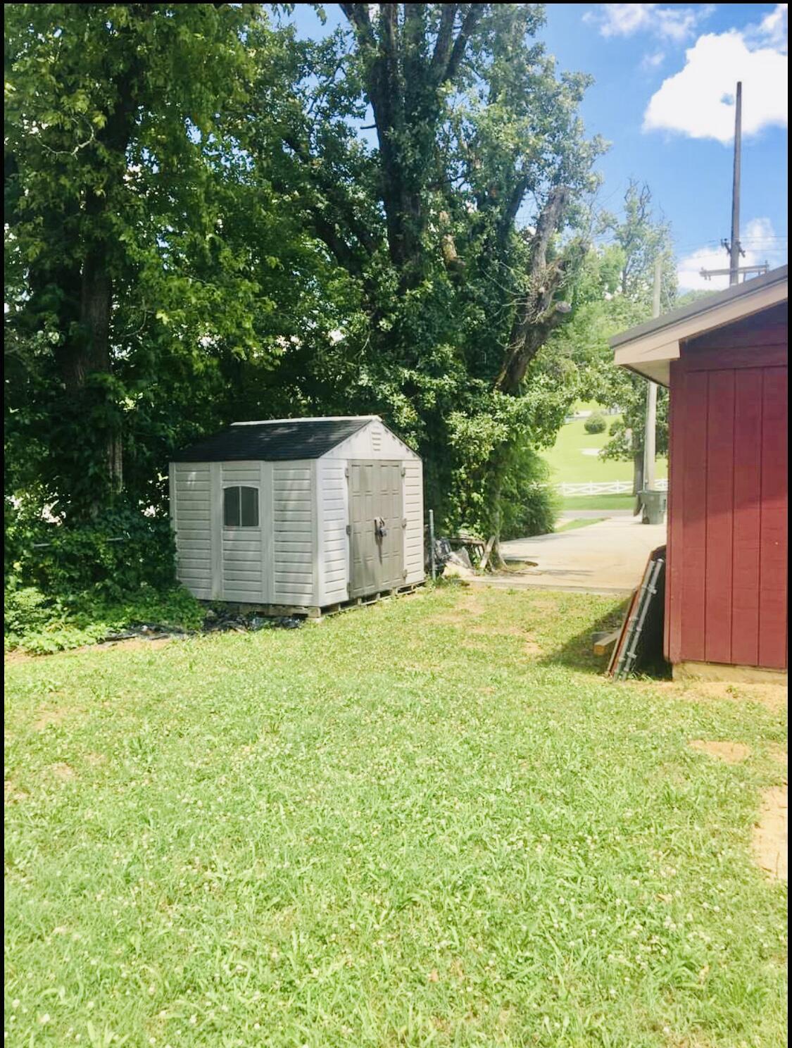 431 Browns Ferry Road Chattanooga, TN 37419 - Photo 9 of 13 5E274A3E-705C-446A-A7FE-B7F45292802C