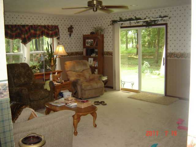 20191 Hampshire Road Utica, OH 43080 - Photo 3 of 25