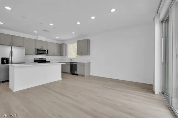 $2,700 | 5916 Obsidian Sky Avenue, Las Vegas, NV 89141