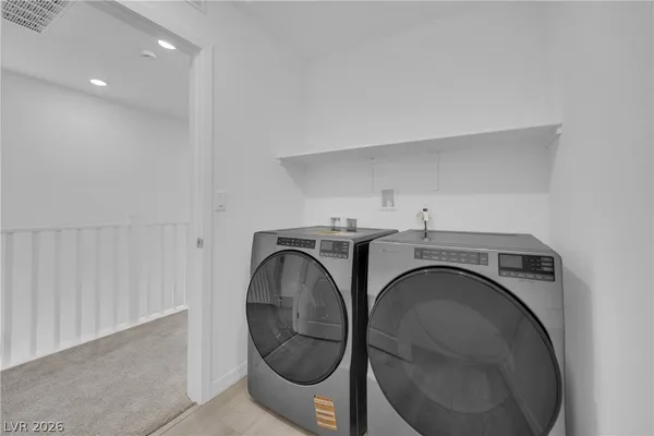 $2,700 | 5916 Obsidian Sky Avenue, Las Vegas, NV 89141