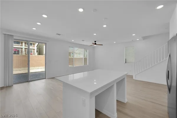 $2,700 | 5916 Obsidian Sky Avenue, Las Vegas, NV 89141