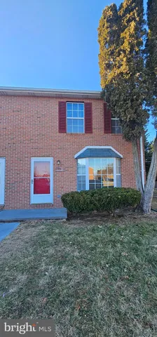 $1,700 | 225 Nottoway Drive, Stephens City, VA 22655