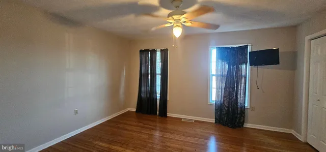 $1,700 | 225 Nottoway Drive, Stephens City, VA 22655