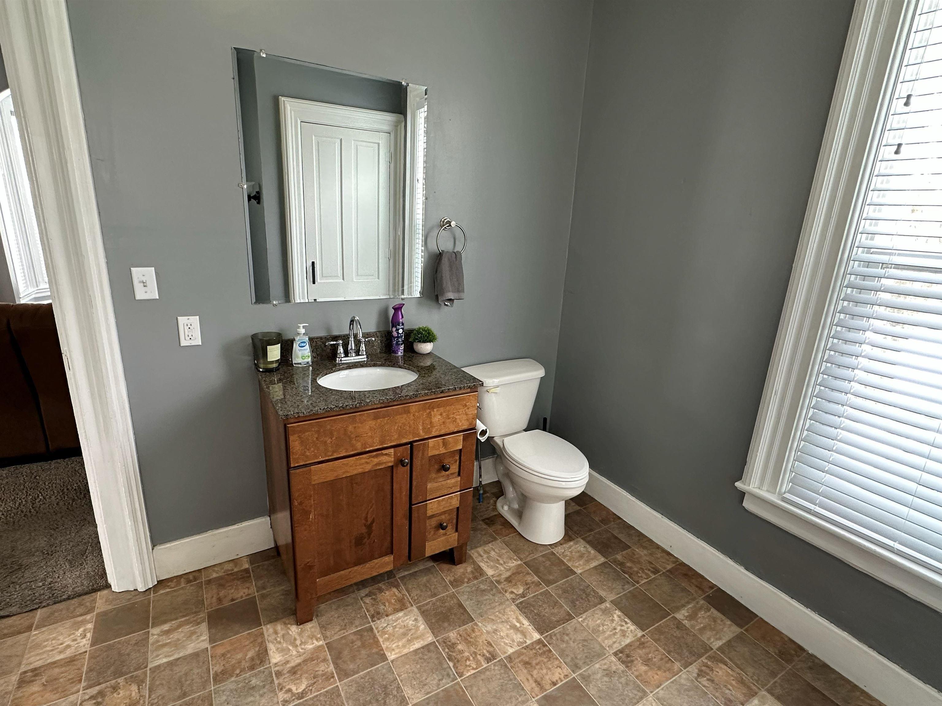 424 Commercial Street Strawberry Point, IA 52076 - Photo 21 of 30 Gallery Image 21