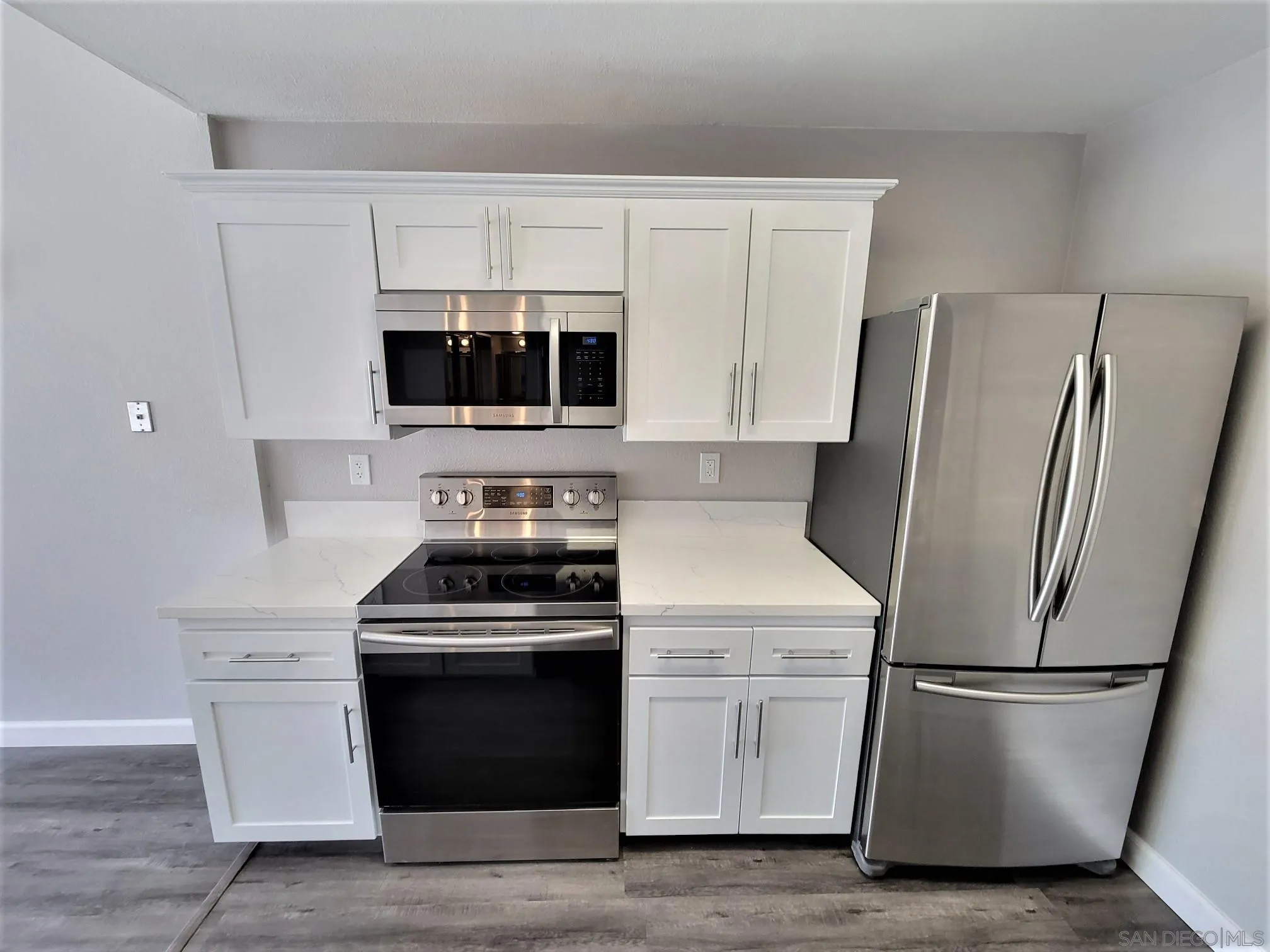6111 Rancho Mission Road, Unit 312 San Diego, CA 92108 - Photo 2 of 19 Gallery Image 2