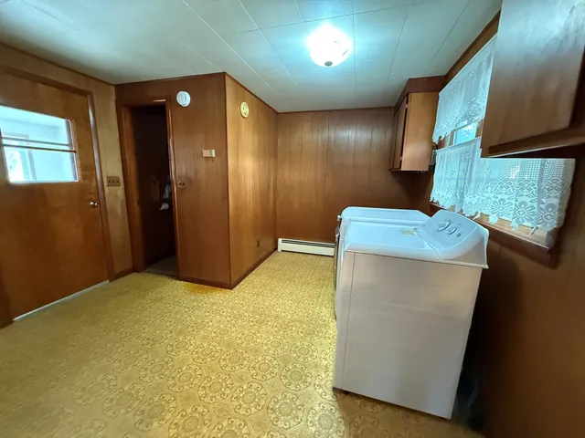 $289,900 | 6961 Shoreline Drive, Delton, MI 49046