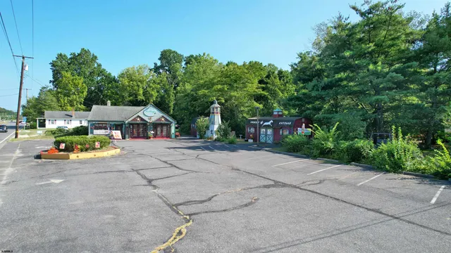 $229,000 | 4501 South White Horse Pike, Hammonton, NJ 08037