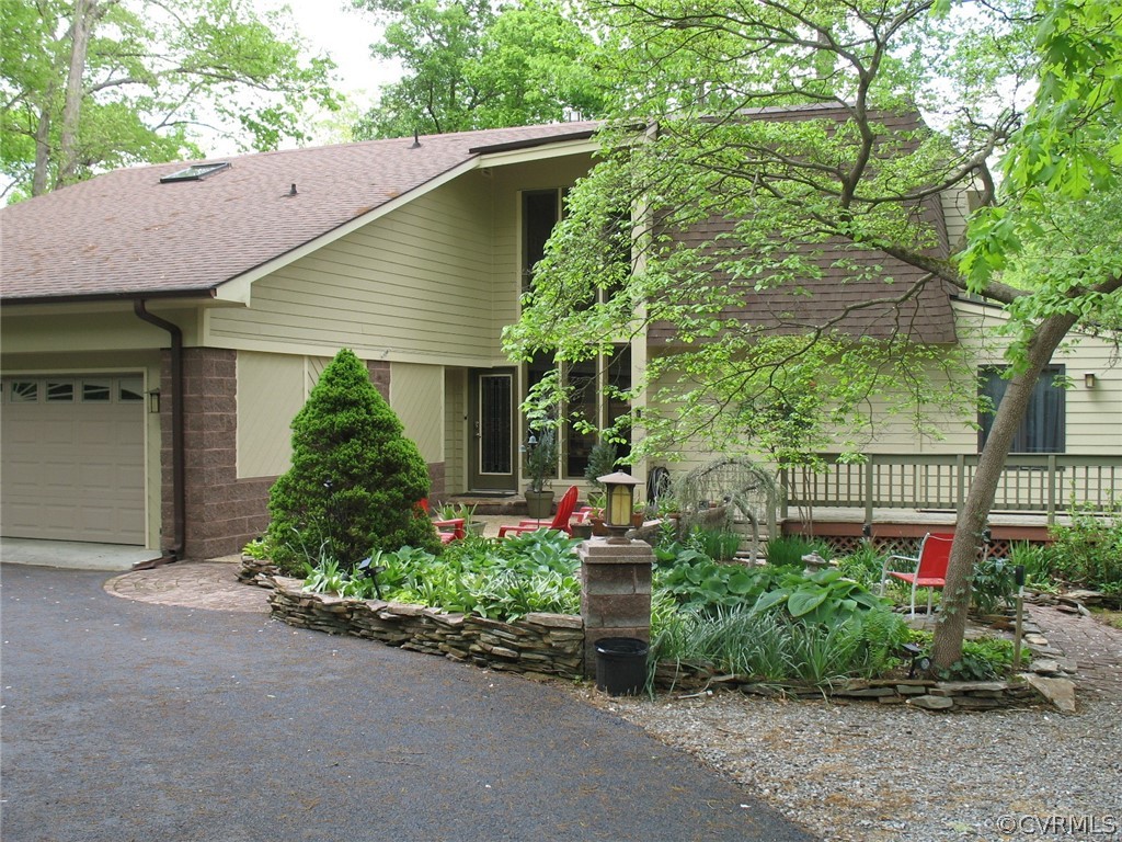 3930 Quinton Road Quinton, VA 23141 - Photo 1 of 37 Gallery Image 1