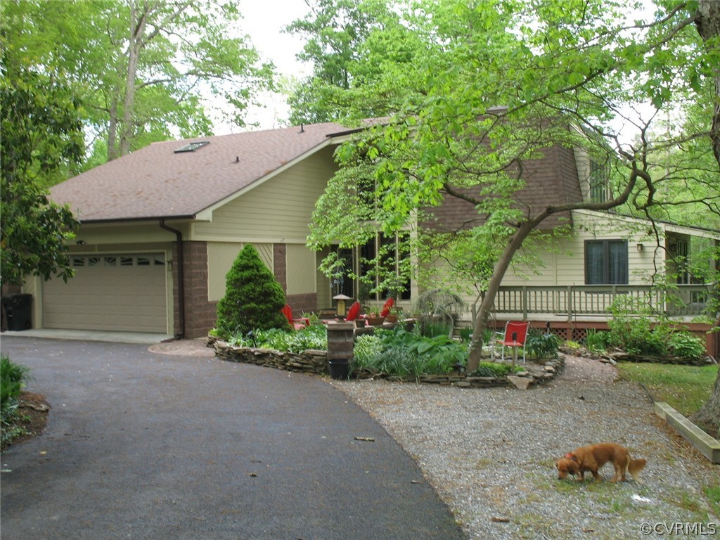3930 Quinton Road Quinton, VA 23141 - Photo 2 of 37 Gallery Image 2