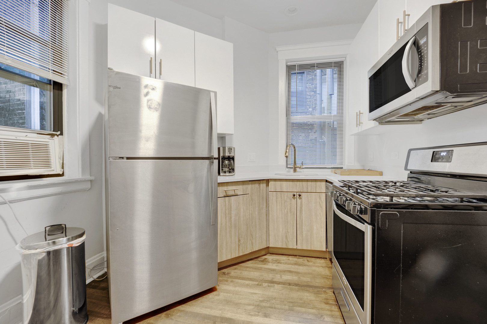 1004 West Dakin Street, Unit 3 Chicago, IL 60613 - Photo 10 of 11