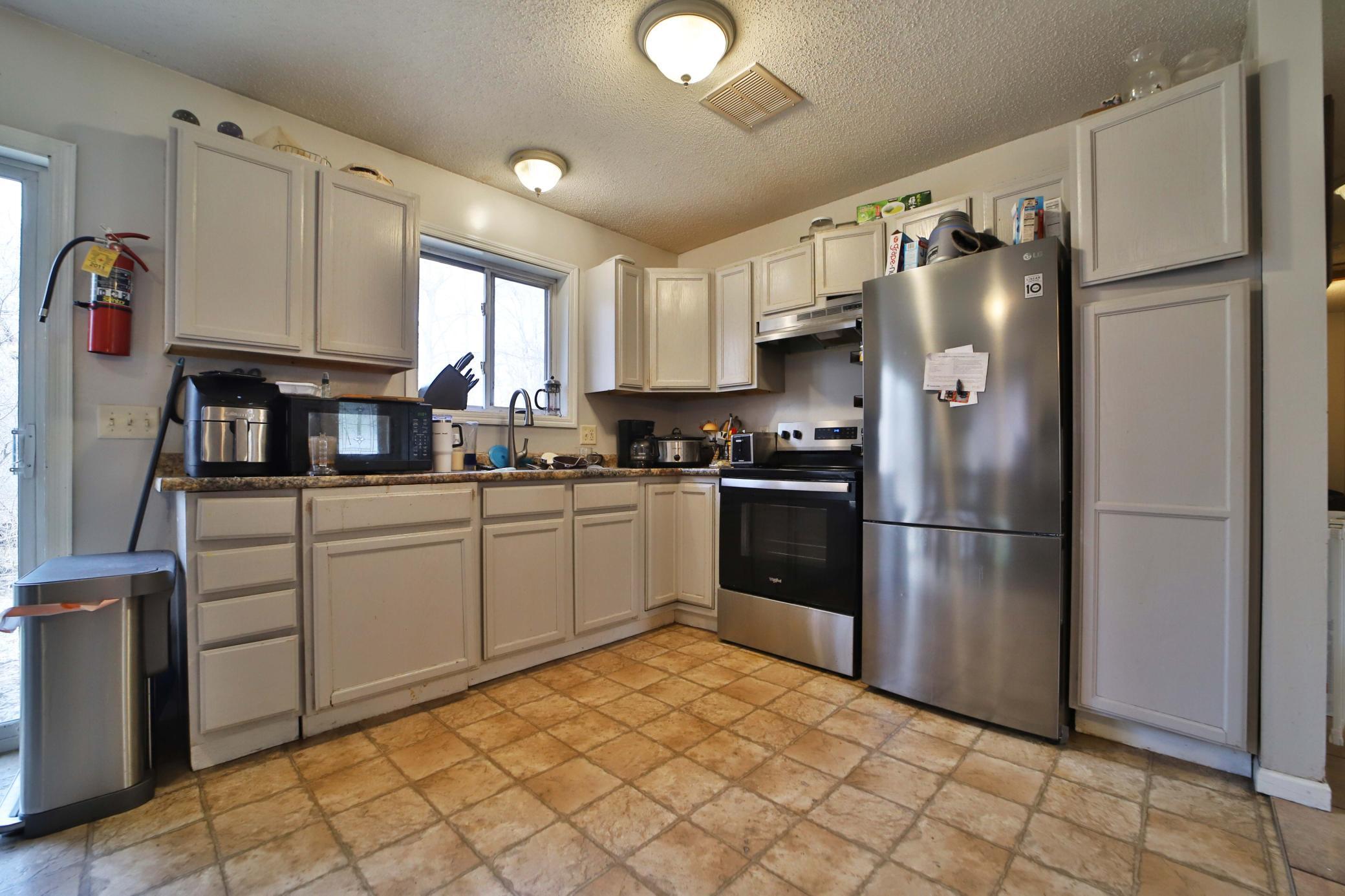 2723 Division Street Brainerd, MN 56401 - Photo 2 of 24
