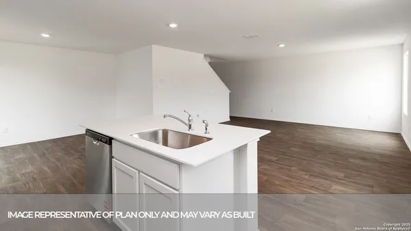 $289,990 | 1038 Gladys Run, Seguin, TX 78155