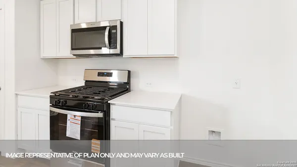 $289,990 | 1038 Gladys Run, Seguin, TX 78155