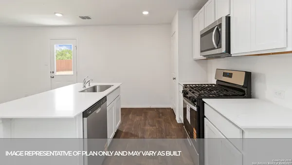 $289,990 | 1038 Gladys Run, Seguin, TX 78155