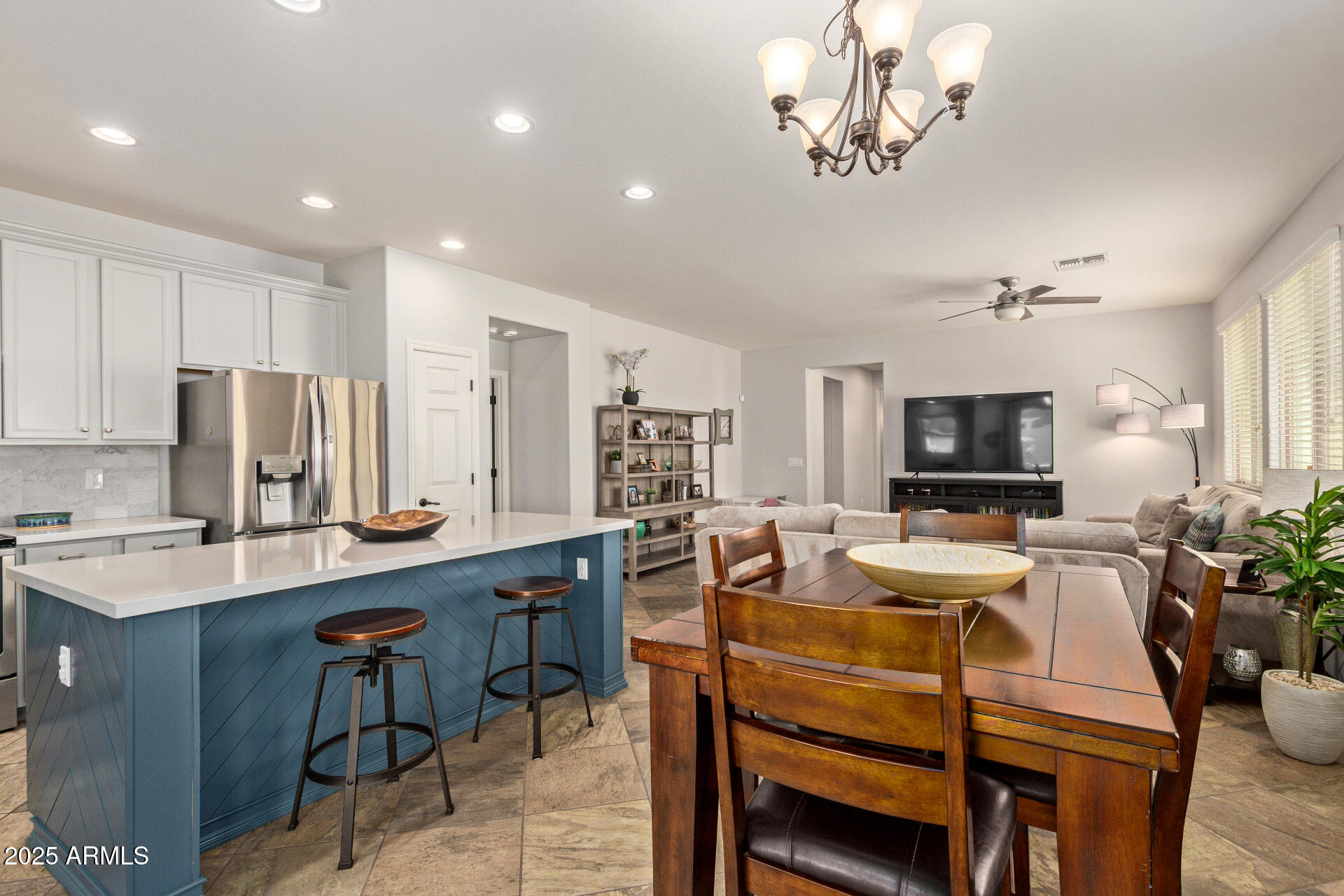 3329 East Roland Street Mesa, AZ 85213 - Photo 9 of 25 13 - Roland