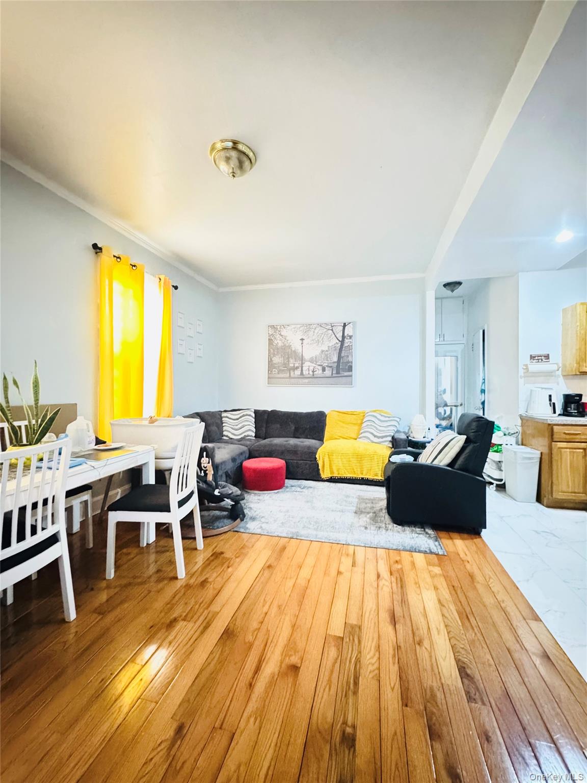 94-32 86th Road Queens, NY 11421 - Photo 5 of 12