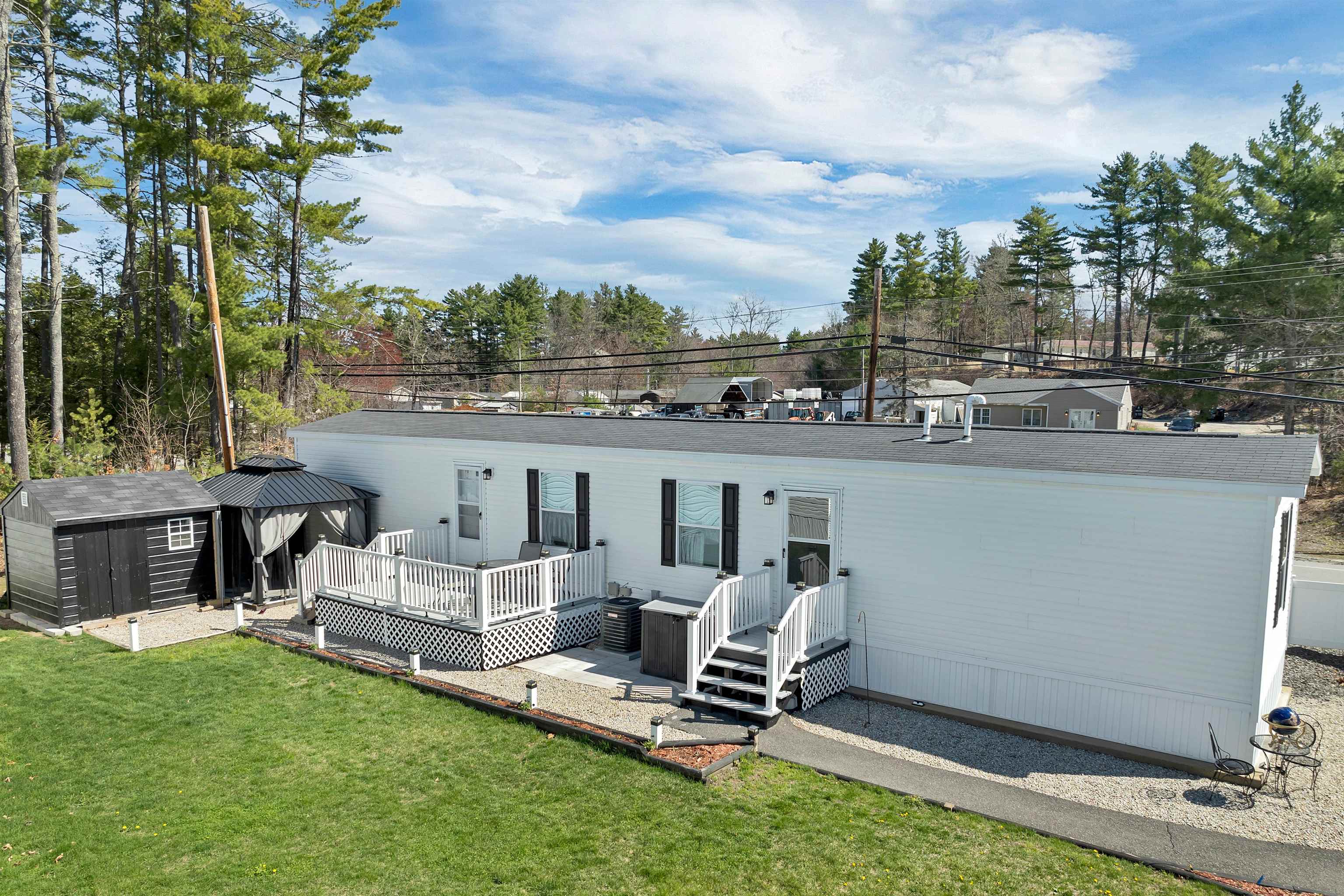 2 Atlas Place Derry, NH 03038 - Photo 2 of 29