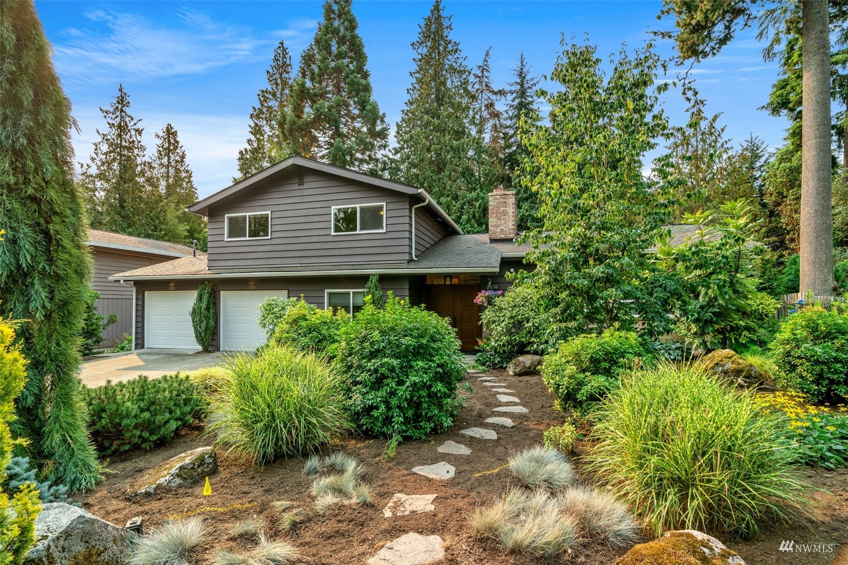 10530 Nottingham Road Edmonds, WA 98020 - Photo 3 of 30 Gallery Image 3