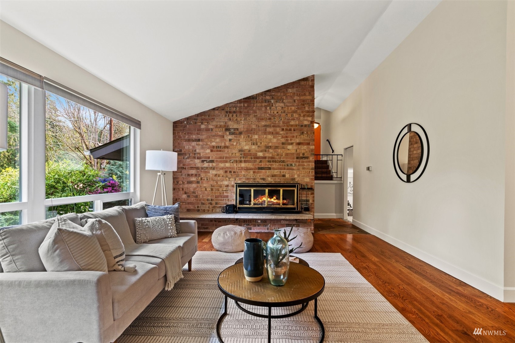 10530 Nottingham Road Edmonds, WA 98020 - Photo 8 of 30 Gallery Image 8
