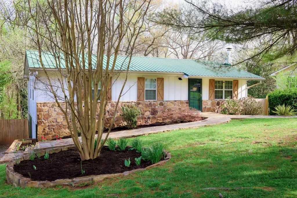 139 Wright Road Harriman, TN 37748 - Photo 2 of 15 Gallery Image 2