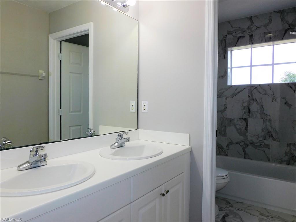 19620 Villa Rosa Loop Estero, FL 33967 - Photo 19 of 34 Gallery Image 19
