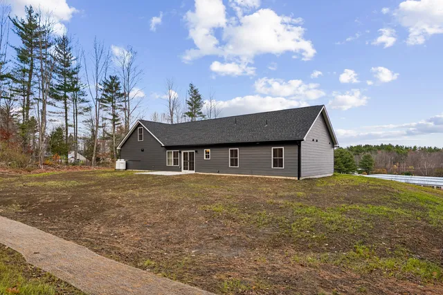 $425,000 | 20 Blackberry Hill Road, West Gardiner, ME 04345