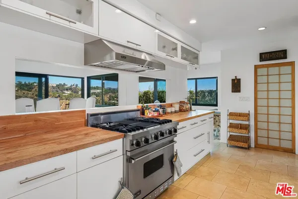 $22,500 | 10123 Angelo View Drive, Beverly Hills, CA 90210