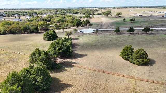 $220,000 | 0 Latigo Court, Oak Leaf, TX 75154