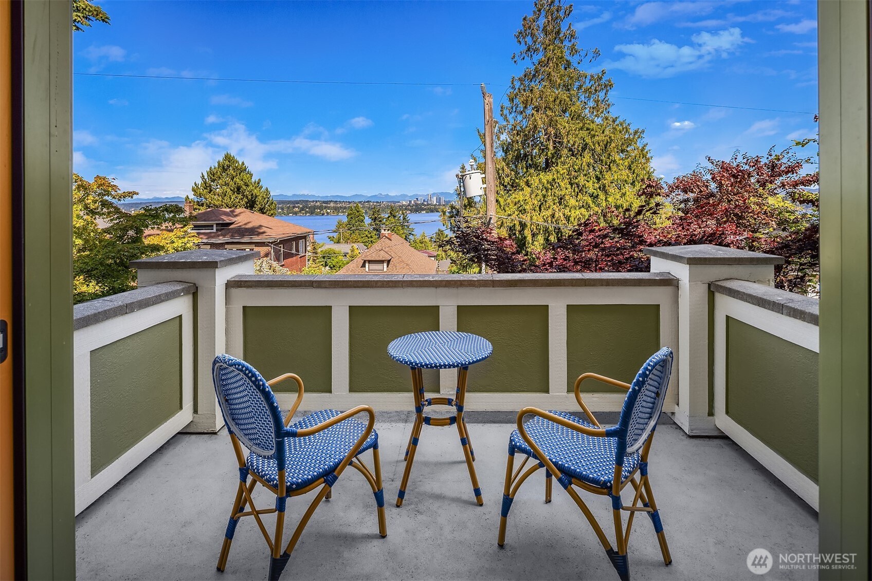 1423 37th Avenue Seattle, WA 98122 - Photo 22 of 40