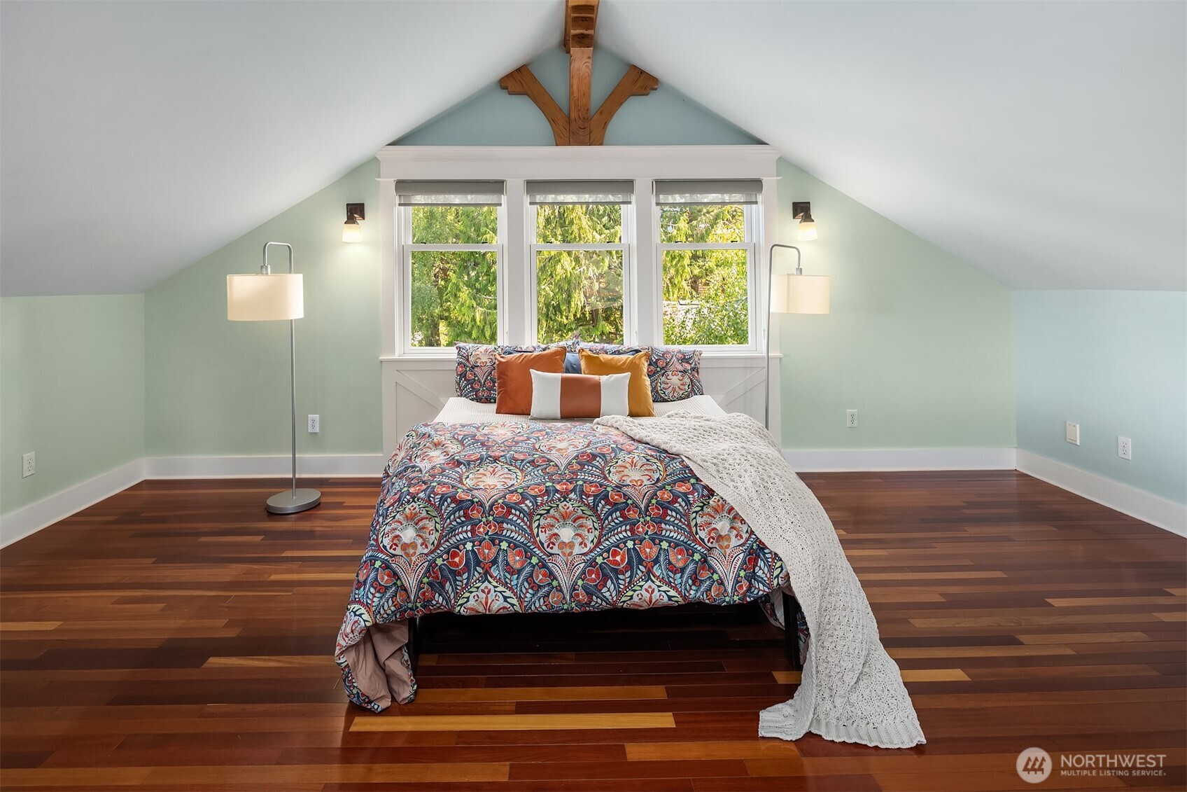 1423 37th Avenue Seattle, WA 98122 - Photo 31 of 40