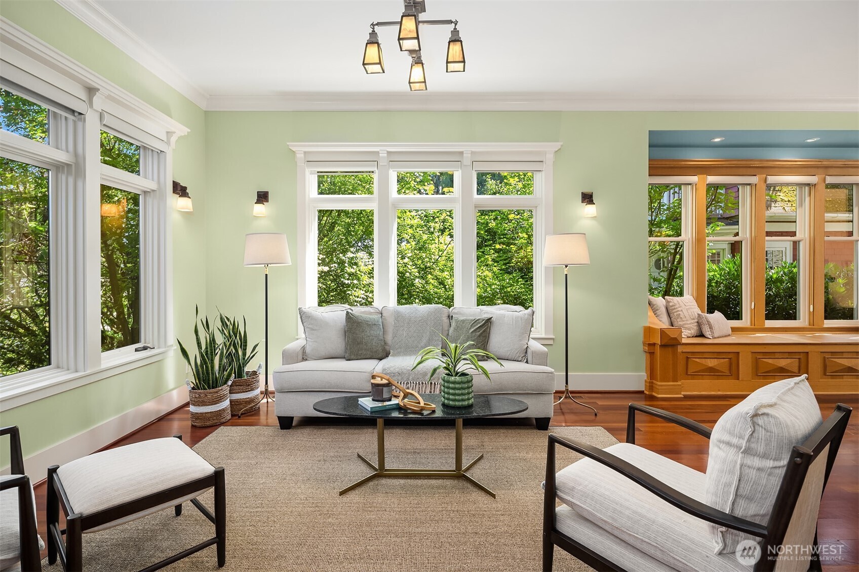 1423 37th Avenue Seattle, WA 98122 - Photo 4 of 40