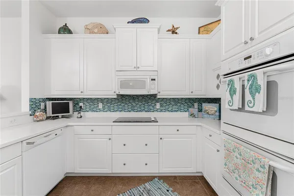 $599,000 | 11100 Hacienda Del Mar Boulevard, Unit G202, Placida, FL 33946