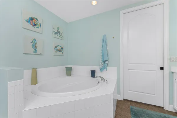 $599,000 | 11100 Hacienda Del Mar Boulevard, Unit G202, Placida, FL 33946