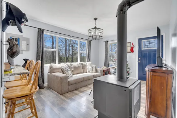 $310,000 | 2946 Forks Of The River Road, Waverly, TN 37185