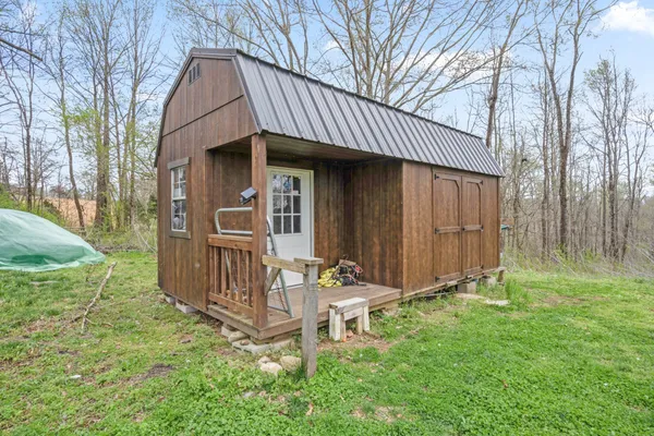 $310,000 | 2946 Forks Of The River Road, Waverly, TN 37185