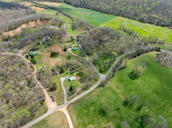 $310,000 | 2946 Forks Of The River Road, Waverly, TN 37185