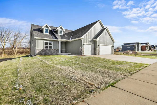 $549,900 | 56 Blarney Stone, Unit 56, Brodhead, WI 53520