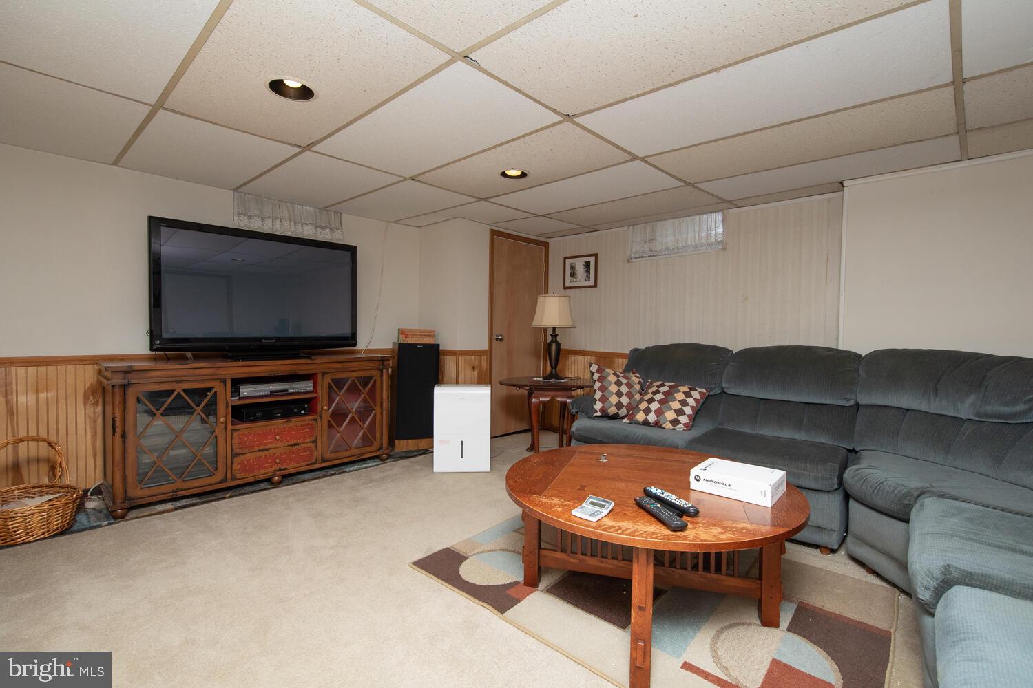 2332 Boyd Road Huntingdon Valley, PA 19006 - Photo 23 of 33