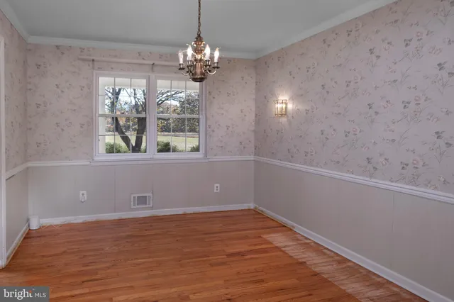 a view of livingroom with window