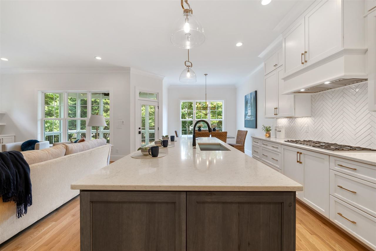 208 Compton Road Raleigh, NC 27609 - Photo 9 of 30 Photo 9