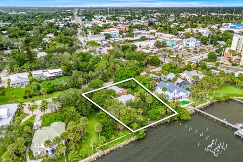 $989,999 | 1365 Pineapple Avenue, Melbourne, FL 32935
