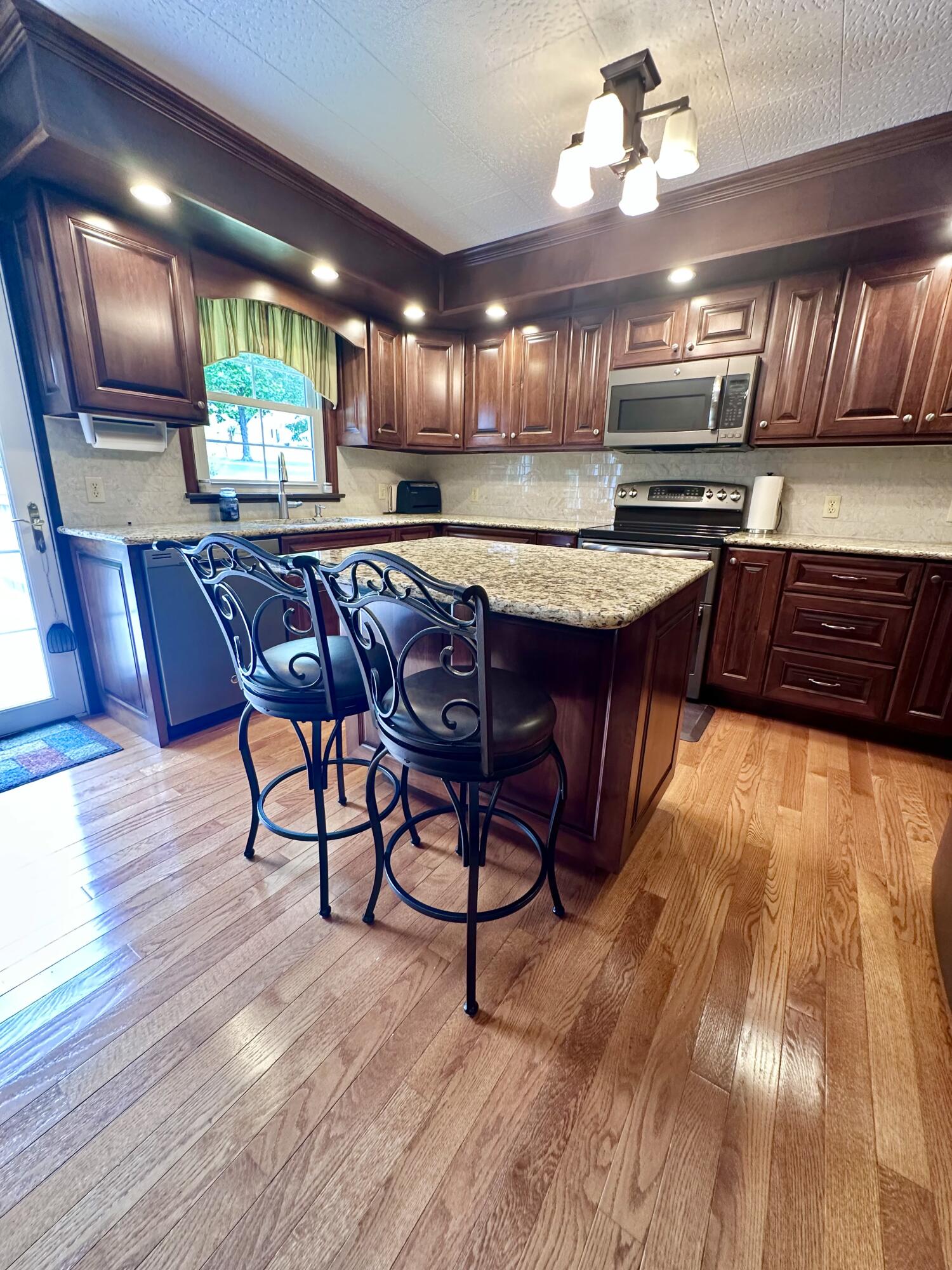 4926 Johnson Creek Road Covington, VA 24426 - Photo 18 of 40 IMG_8584