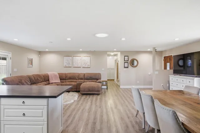 $675,000 | 7237 Snedigar Road, Riverbank, CA 95367