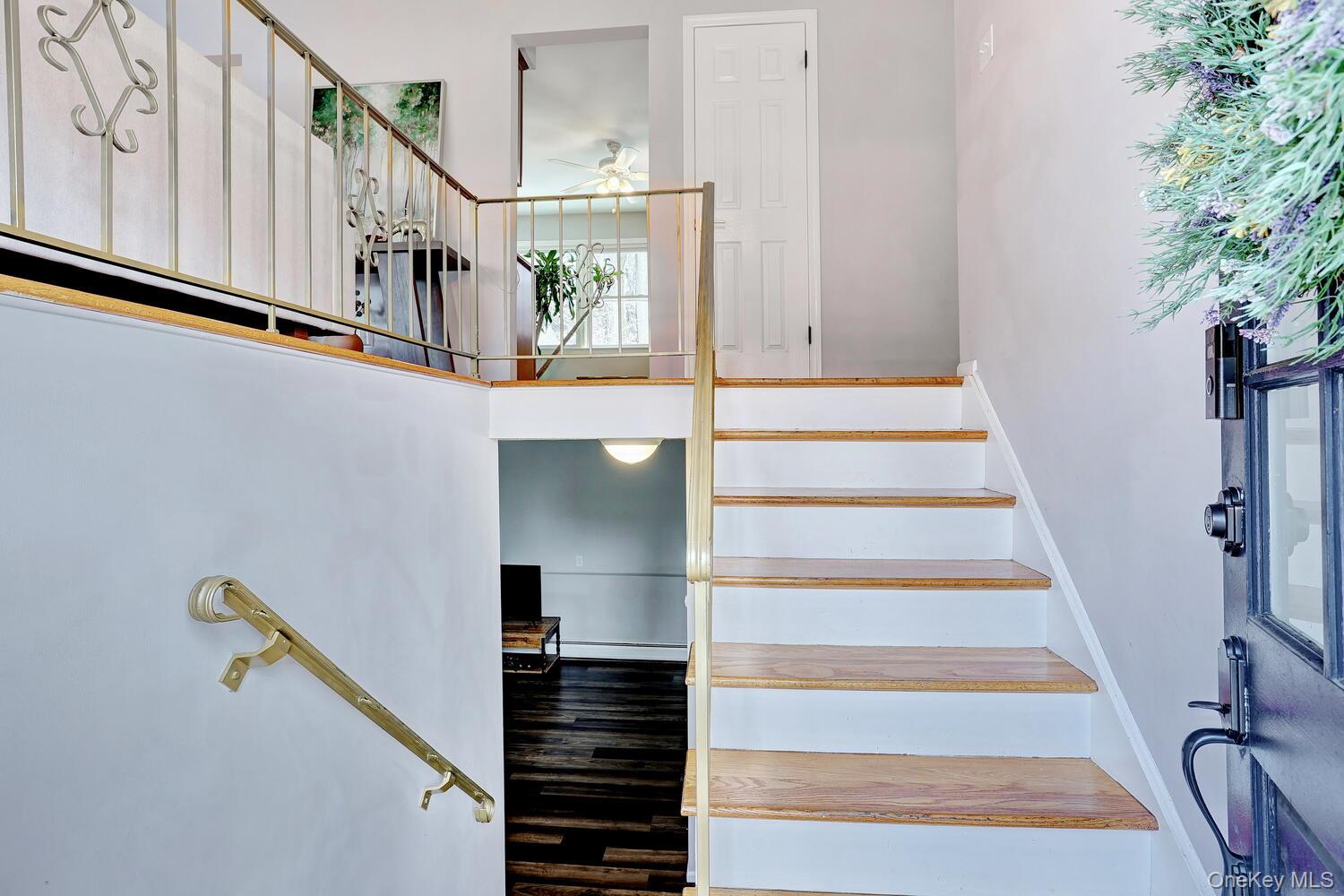 302 Old Haverstraw Road Congers, NY 10920 - Photo 4 of 28