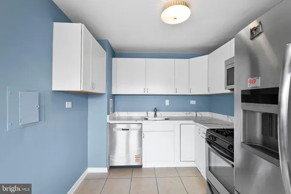$2,000 | 5801 Quantrell Avenue, Unit 502, Alexandria, VA 22312