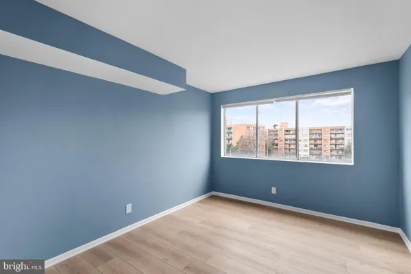 $2,000 | 5801 Quantrell Avenue, Unit 502, Alexandria, VA 22312