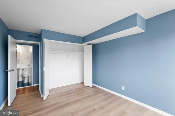 $2,000 | 5801 Quantrell Avenue, Unit 502, Alexandria, VA 22312