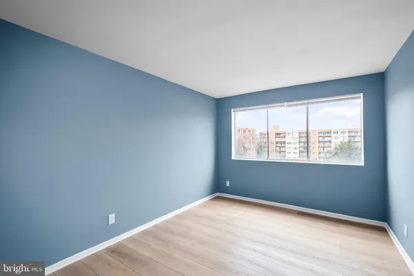 $2,000 | 5801 Quantrell Avenue, Unit 502, Alexandria, VA 22312